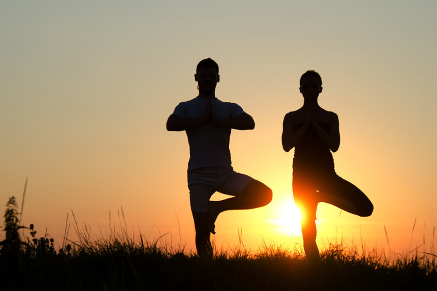 Couple-Family-Yoga-Classes